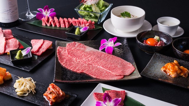 ふらの和牛よしうし札幌本店の施設画像1