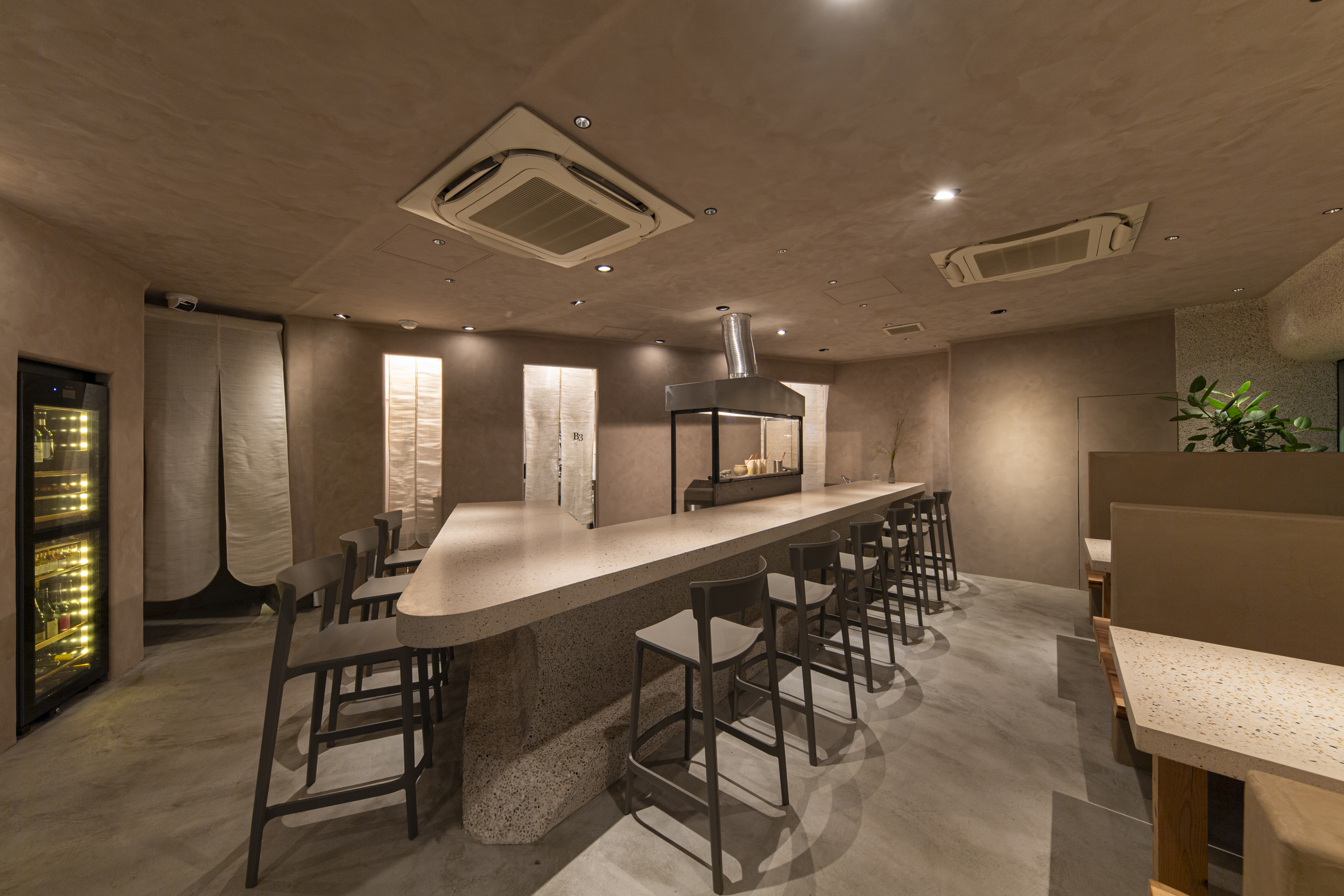 新福島焼鳥 B3の施設画像1