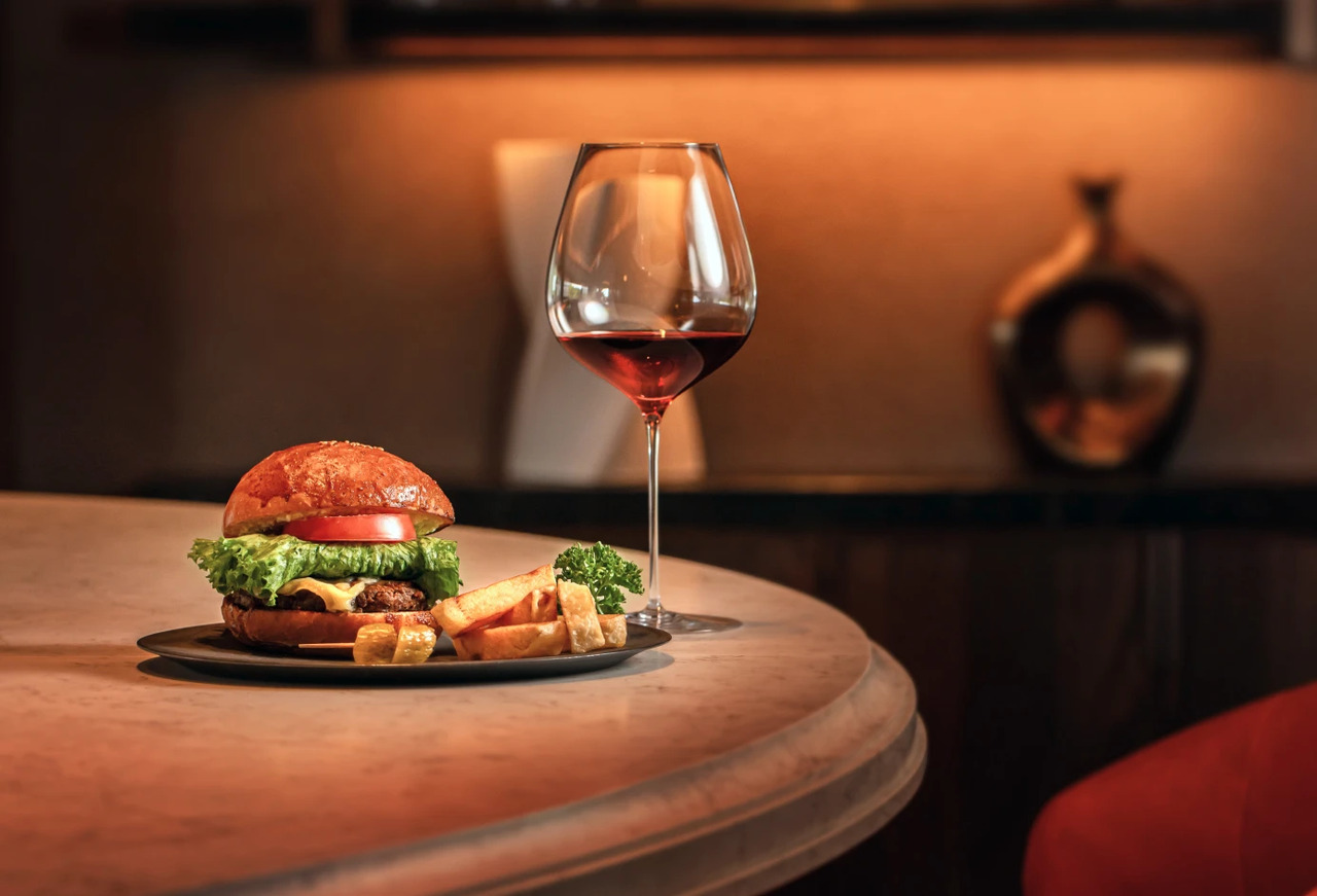 THE DININGの施設画像1