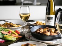 Free drinks (beer included)