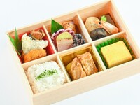 箱膳弁当【こはく】