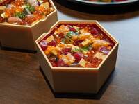 海鮮ちらし寿司（天然本鮪入り）