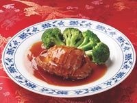 【TAKEOUT】丸ごと鮑のオイスターソース煮込み（蠣皇原只鮑魚）