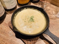 クリームウニージョ