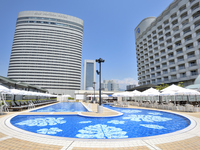 宿泊者優待・大人 【デイプール入場料】 【平日 8月】 午後の部（13:30～17:30）