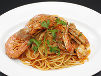 【テイクアウト】渡り蟹と有頭エビのトマトクリームスパ