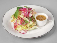 【TAKEOUT】フレッシュ農園サラダ キャラメルオニオンドレッシング　626円