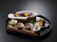 【4種の焼き芋食べ比べ＆日本茶セット】お席のご予約