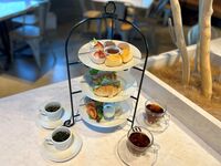 ★カフェで朝食＆いちご狩り