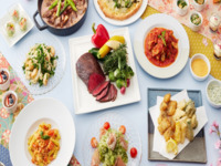 For hotel guests, click here to reserve seat for dinner.