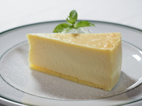 【TAKEOUT】NEW YORK STYLE CHEESE CAKE　ニューヨークスタイルチーズケーキ