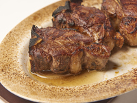 【TAKEOUT】US LOIN LAMB CHOPS　USロインラムチョップ（3ピース）