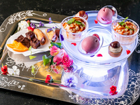 [TENKU-ANNIVERSARY DINNER] Recommended for anniversaries: Assortment of domestic beef steaks and desserts