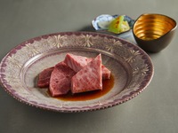 【雅】極上ミルフィーユステーキ・特選部位・極上タン全12品＋シャンパン