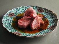 【恵】厚切りタン元食べ比べ・特選部位、季節土鍋ご飯など全13品＋シャンパン