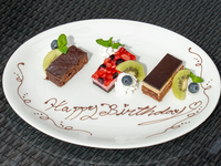 【お誕生日・記念日に！】デザート盛り合わせ　※予約限定