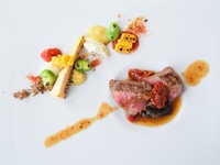 [Private room guaranteed] Chef's seasonal lunch course [Upgrade]