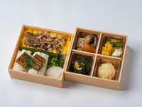 うなぎと伊万里和牛飯の二段重