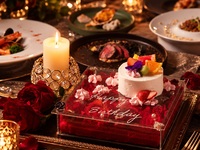 【BD‐S】乾杯用スパークリングカクテル&薔薇BOXケーキ付き！『A5黒毛和牛グリル×牡丹海老のムース キャビア添え×海老と真鯛のブイヤベース×鮑のリゾット』など8皿＜サプライズ記念日コース＞