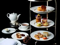 12/20 ~ 1/4[90 minutes of free flow champagne included]PIERRE HERMÉ PARIS Afternoon tea set