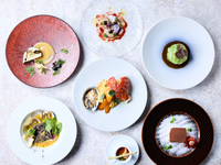 【Christmas Special 2025】東京湾クルーズ付き！+乾杯シャンパン1杯（12/24、12/25限定）