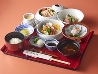Recommended lunch: "Saishoku Gozen"