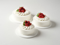 Strawberry Signature Shortcake 18cm