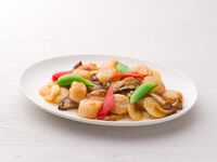 【アラカルト】25.帆立と野菜のオイスターソース炒め　中盆