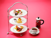 アフタヌーンティーセット+スパークリングワイン付