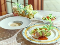 平日　ランチコースがついたピーターラビット™アフタヌーンティー ～in Classic Garden～（カフェフリー付き）