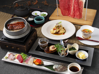 December [Hana Course] Luxurious premium dinner such as "Roasted Japanese beef sirloin", "Roasted puffer fish, steamed abalone", "Kesennuma shark's fin and steamed winter oysters in iron kettle", "Kuroge Wagyu beef egg yolk shabusuki"