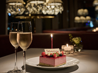 Proposal Plan with special whole cake ￥14,520