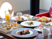 [Special discount of 20% off for Club Oriental members] Weekday lunch with dessert buffet