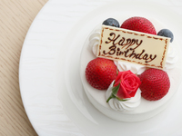 ＜乾杯酒＋ホールケーキ＞究極 キャビア、フォアグラと活黒鮑・活伊勢海老のグリルと厳選松阪牛フィレ・サーロインを2種の調理法で　プレミアムコース（平日）