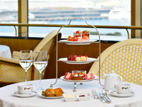 1/6～2/27 平日限定　【絶景とともに楽しむ 苺アフタヌーンティー】