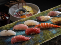 Chef's choice sushi course (Table seat)