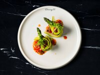 [Lunch 6,600 yen] + a toast of sparkling wine