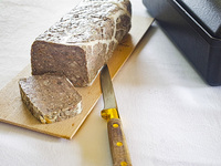 [Lunch Chef's Choice Course] 2 appetizers, main course, dessert, total of 4 dishes + 1 drink