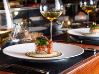 クリスマス限定フルコース～ペアリングワイン4杯付～