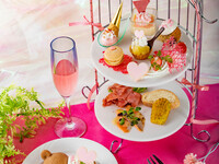 [Oshikatsu Afternoon Tea] A colorful stand decorated with your favorite color & freshly squeezed Mont Blanc + 2 hours of free cafe time