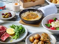 THE FULL GREEK LUNCH＋メイン和牛＆ギリシャカラニカ スパークリングワイン