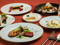 【Xmas2025】ボトルシャンパン＋前菜2種＋トリュフ料理＋パスタ＋メイン＋ホールケーキ＋カフェ