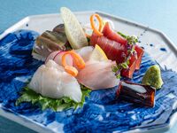 テーブル席プラン　【天空 ～amasora～】　 大パノラマ×ボーダーレス和食を楽しむ、ディナーコース全9品