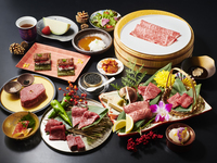 月コース 〜TSUKI course〜 (Kobe beef and Shiraoi beef tasting comparison course)
