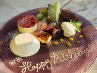 【お誕生日・記念日に】特製ドルチェ盛り合わせにお祝いのメッセージをお入れします！