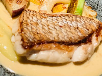 魚料理がメインの土鍋ご飯付きコース