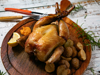 [Advance reservations only, dinner only] Guaranteed freshly baked rotisserie chicken! Seating only plan (full size/for 5-8 people)