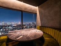 [Xmas 2025] Limited to 3 rooms! Luxury private room + Christmas dinner with a glass of champagne