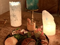 The store will be filled with candles for 3 days 🎄December 23rd, 24th and 25th only! Xmas plate & cafe