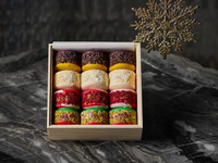 Christmas Plump Macaron 12-piece set